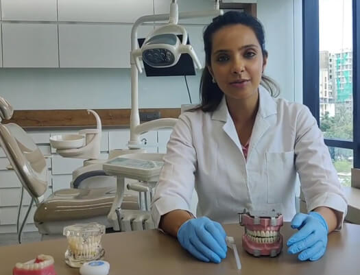 How to brush your teeth properly?